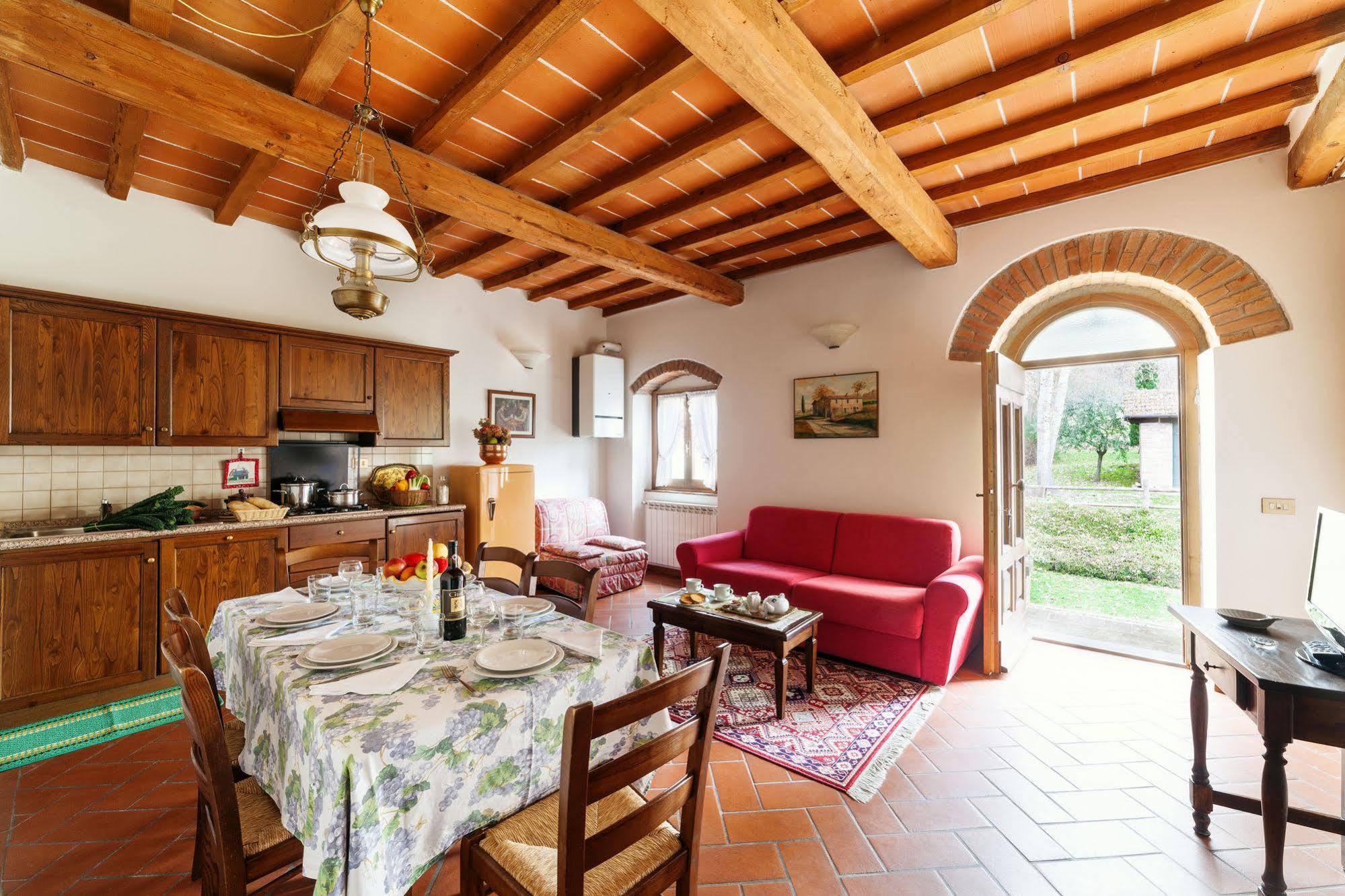 Fattoria Di Belvedere Попи Екстериор снимка